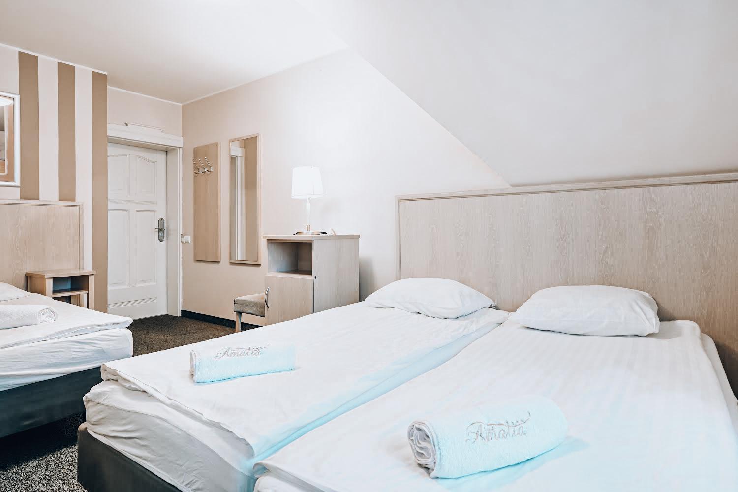 Hotel Amalia Kudowa-Zdrój Exteriör bild